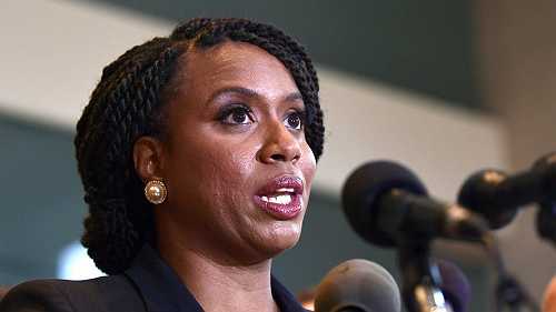 Congresswoman Ayanna Pressley tells Kellyanne Conway 'Keep my name out of your lying mouth' for a very good reason - theGrio Congresswoman Ayanna Pressley tells Kellyanne Conway 'Keep my name out of your lying mouth' for a very good reason - theGrio
